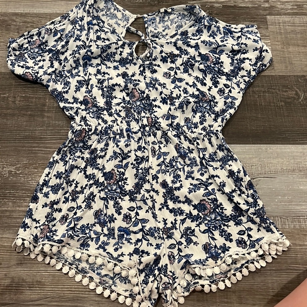 Cute summer romper!